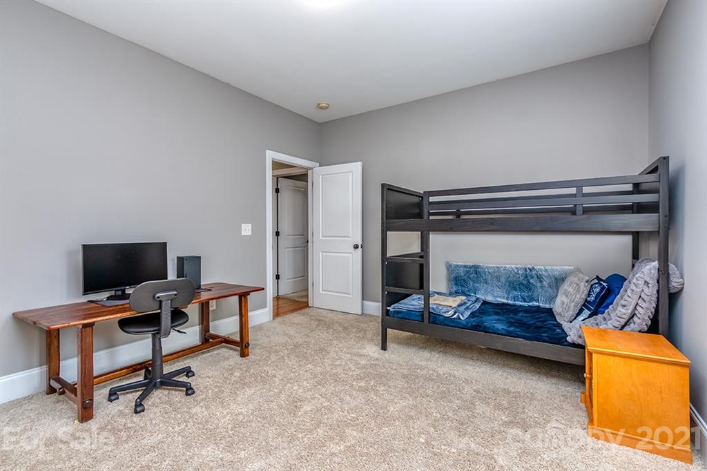 2226 Bay Street Charlotte NC 28205