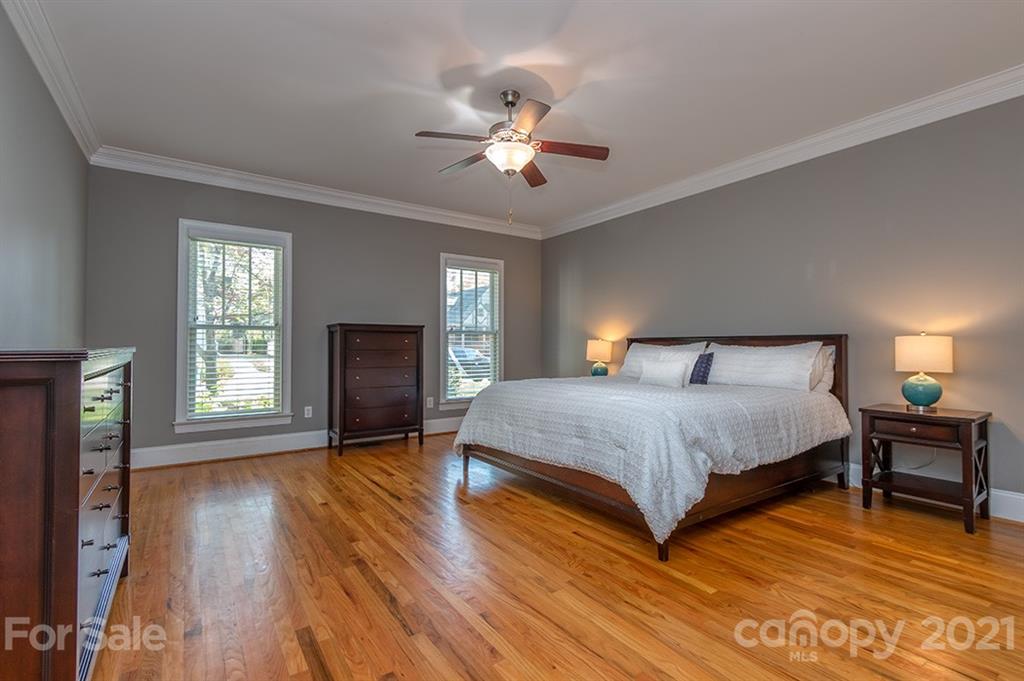 2226 Bay Street Charlotte NC 28205