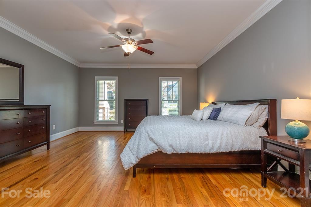 2226 Bay Street Charlotte NC 28205