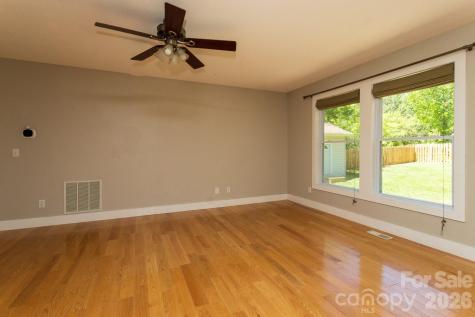 55 Eden Glen Road Black Mountain NC 28711