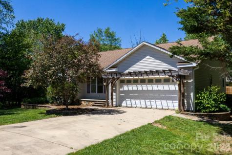 55 Eden Glen Road Black Mountain NC 28711