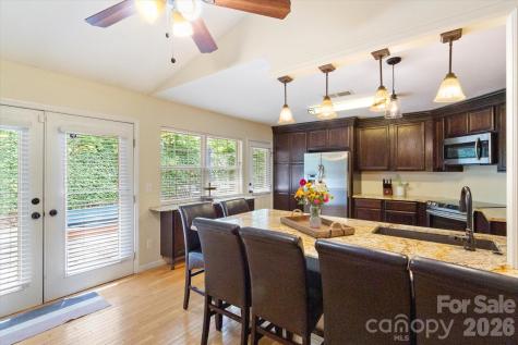 42 Bushwald Lane Swannanoa NC 28778