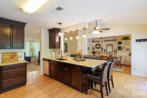 42 Bushwald Lane Swannanoa NC 28778