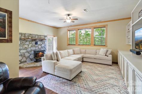 42 Bushwald Lane Swannanoa NC 28778