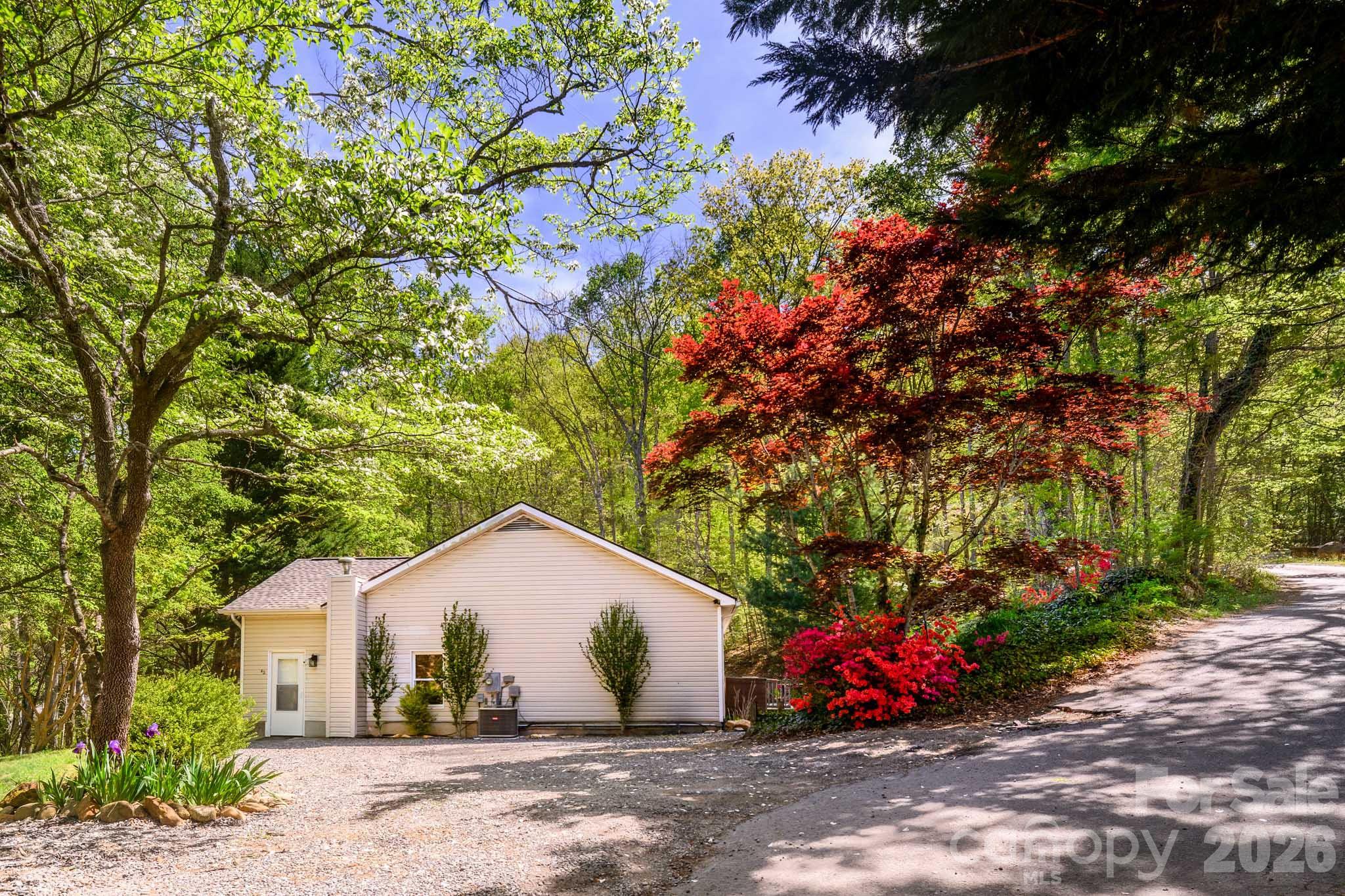 42 Bushwald Lane Swannanoa NC 28778