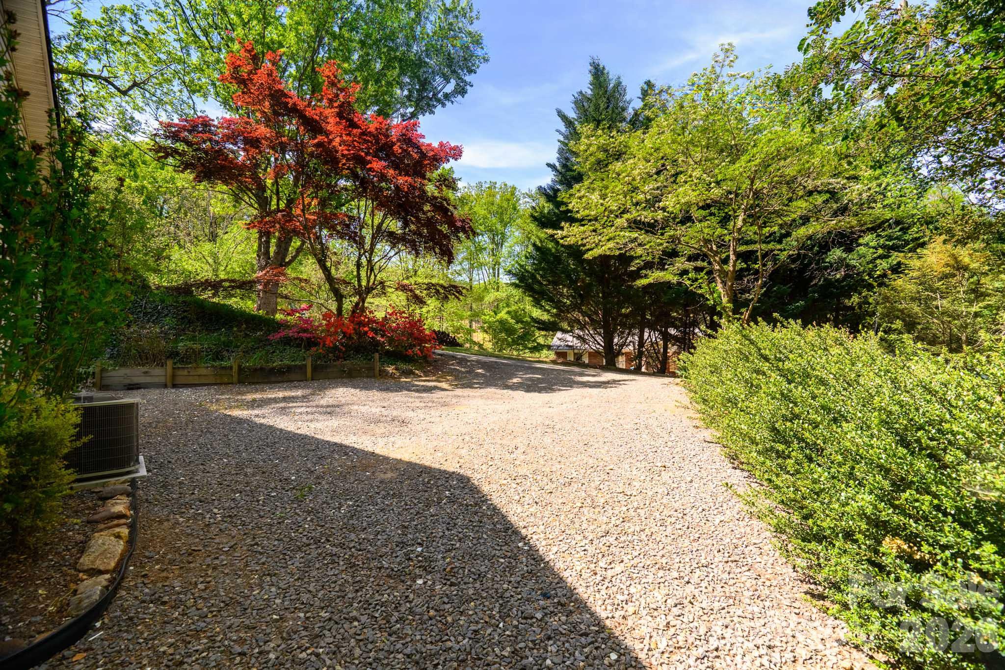 42 Bushwald Lane Swannanoa NC 28778
