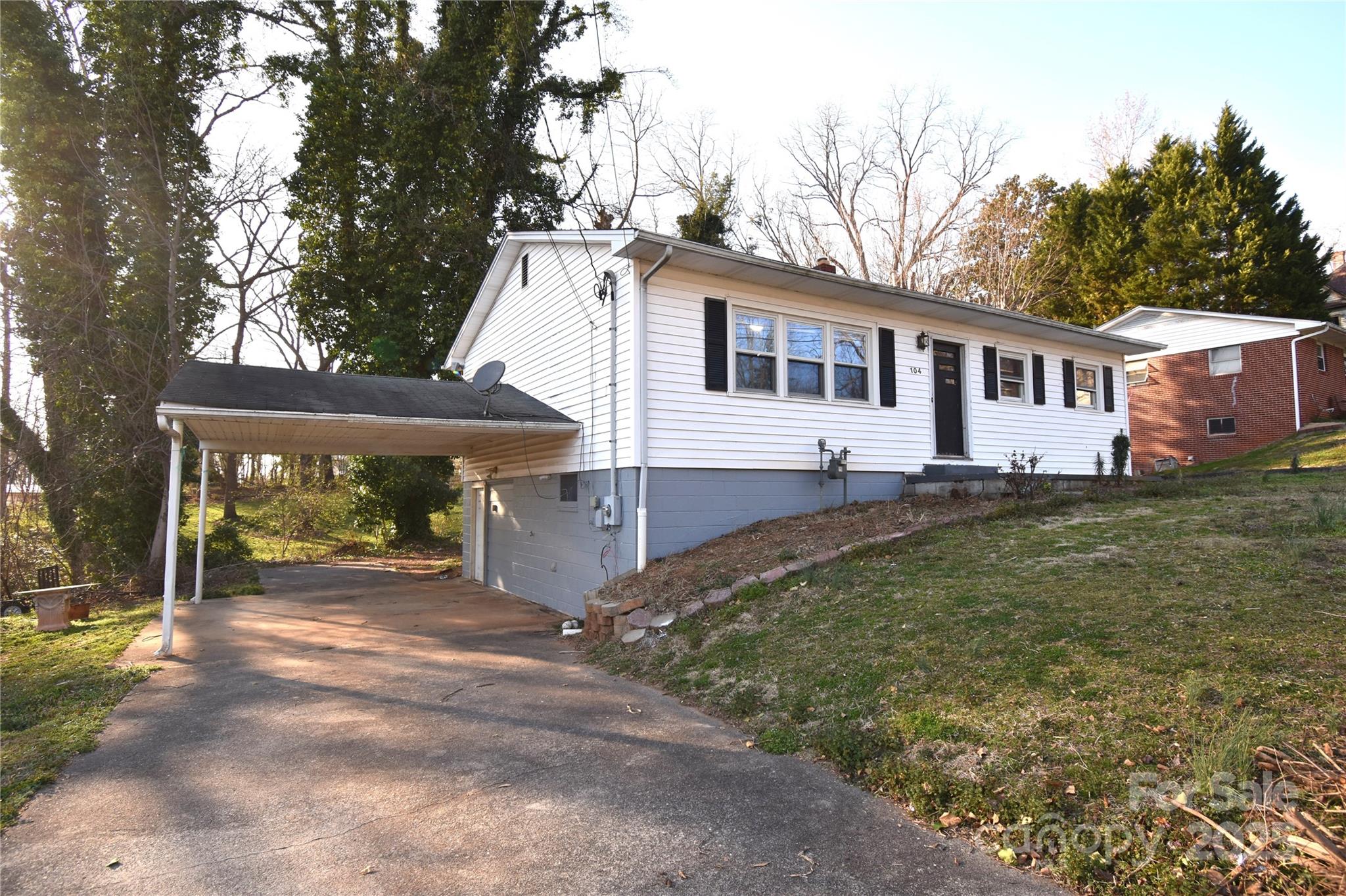 104 W Catawba Street Morganton NC 28655