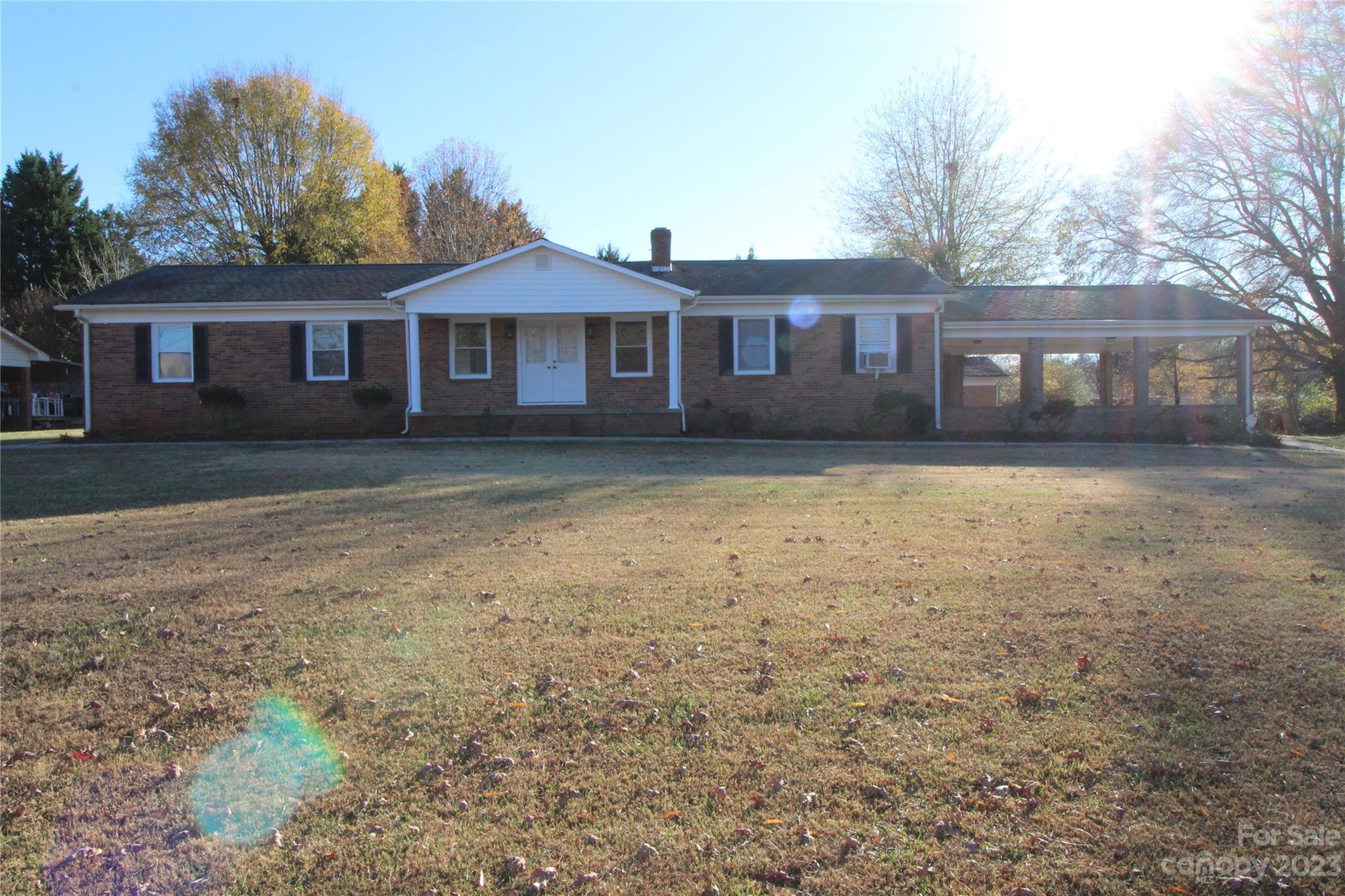 2710 25th Avenue NE Hickory NC 28601