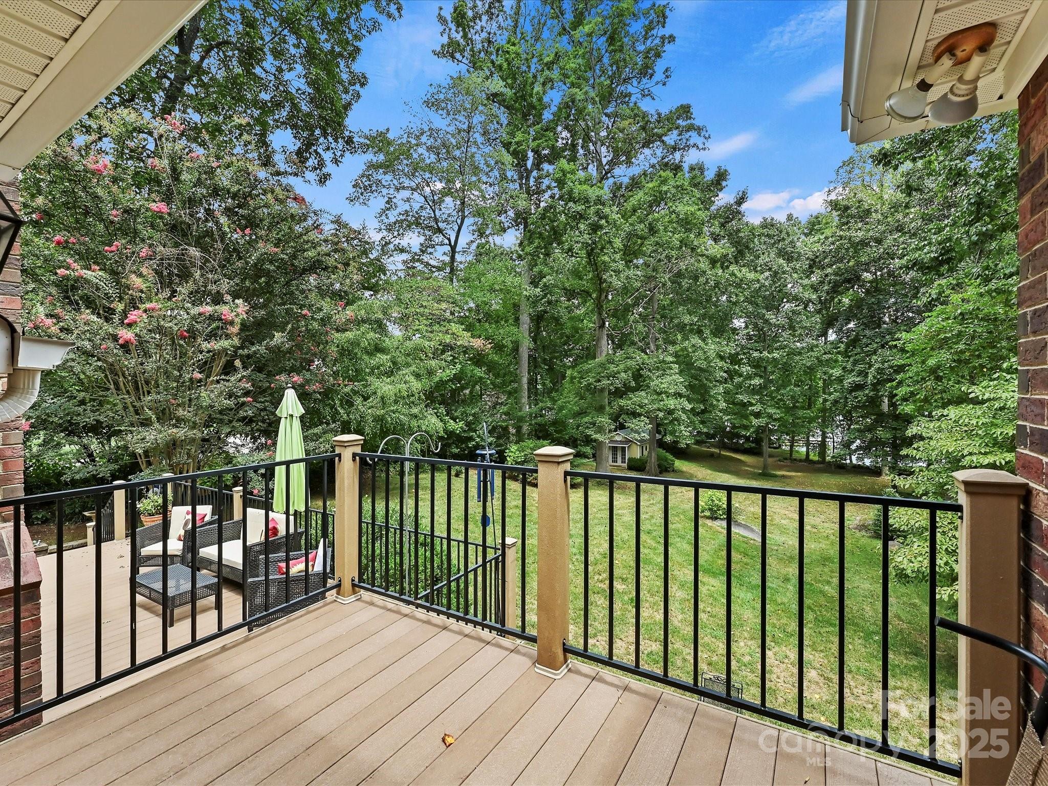 11902 Mountain Crest Circle Charlotte NC 28216