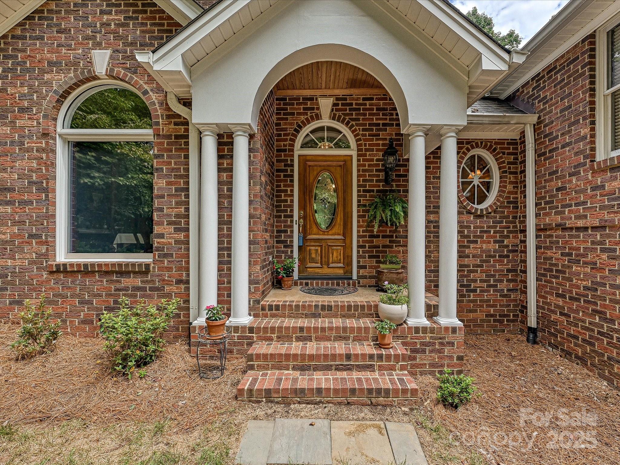 11902 Mountain Crest Circle Charlotte NC 28216