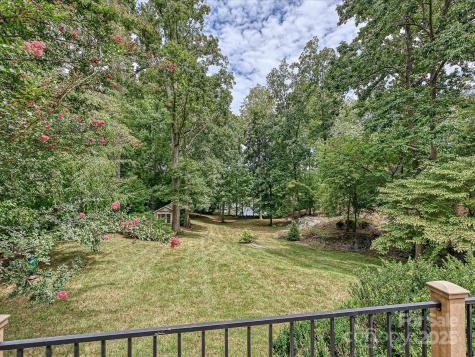 11902 Mountain Crest Circle Charlotte NC 28216