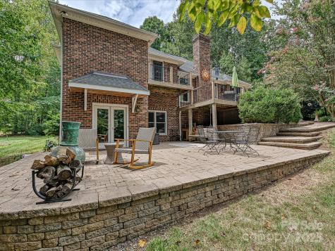 11902 Mountain Crest Circle Charlotte NC 28216