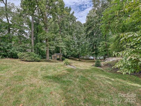 11902 Mountain Crest Circle Charlotte NC 28216