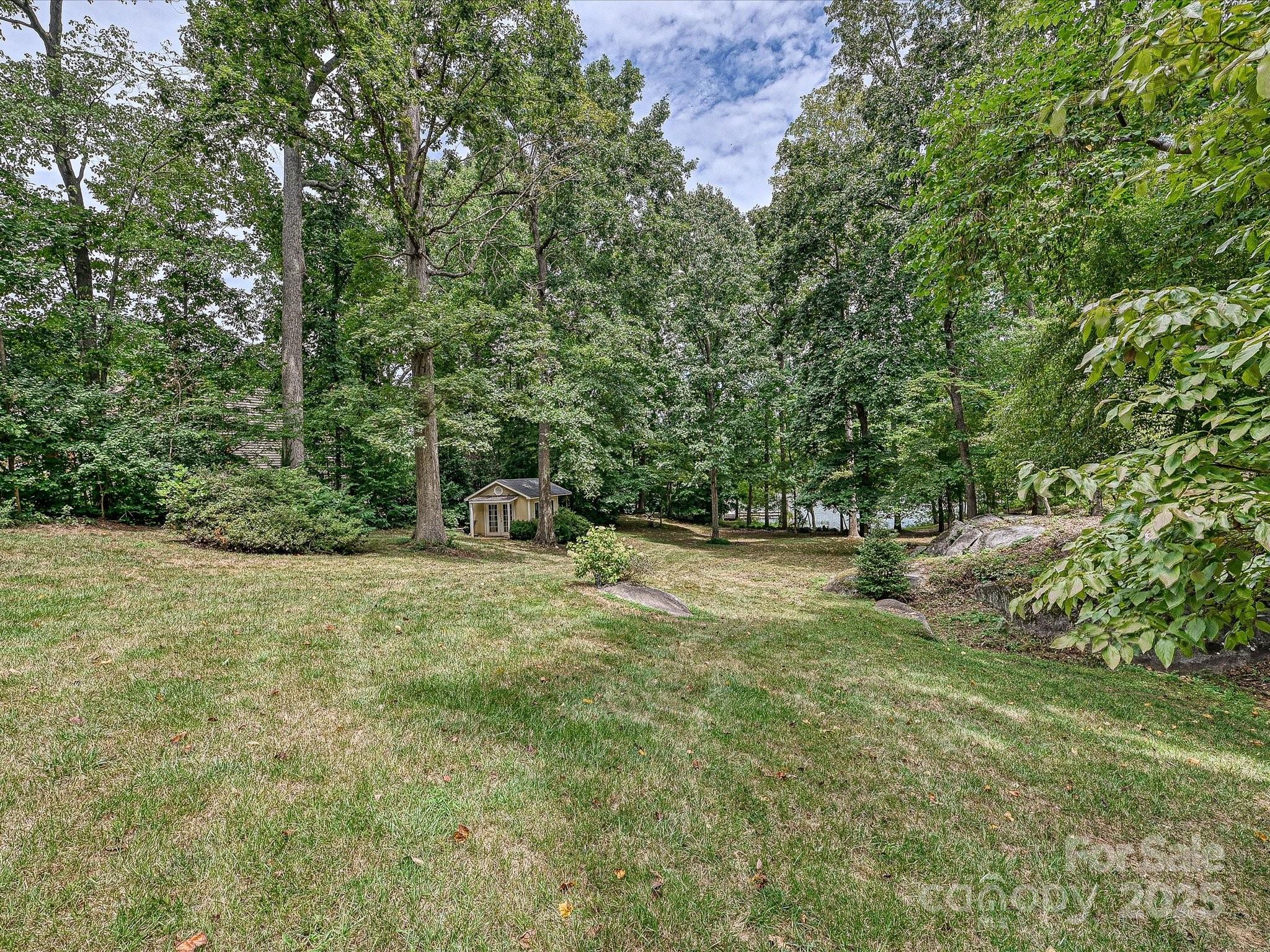 11902 Mountain Crest Circle Charlotte NC 28216