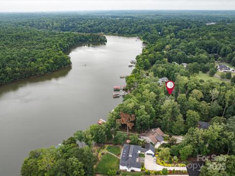 11902 Mountain Crest Circle Charlotte NC 28216