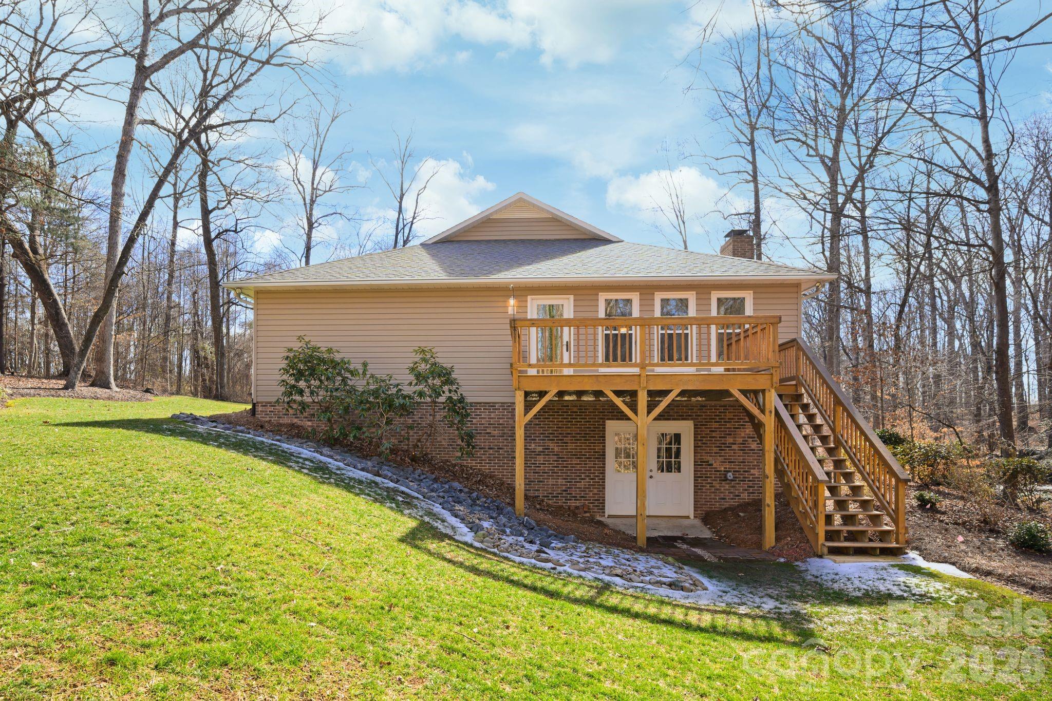 109 Normandy Avenue Boonville NC 27011