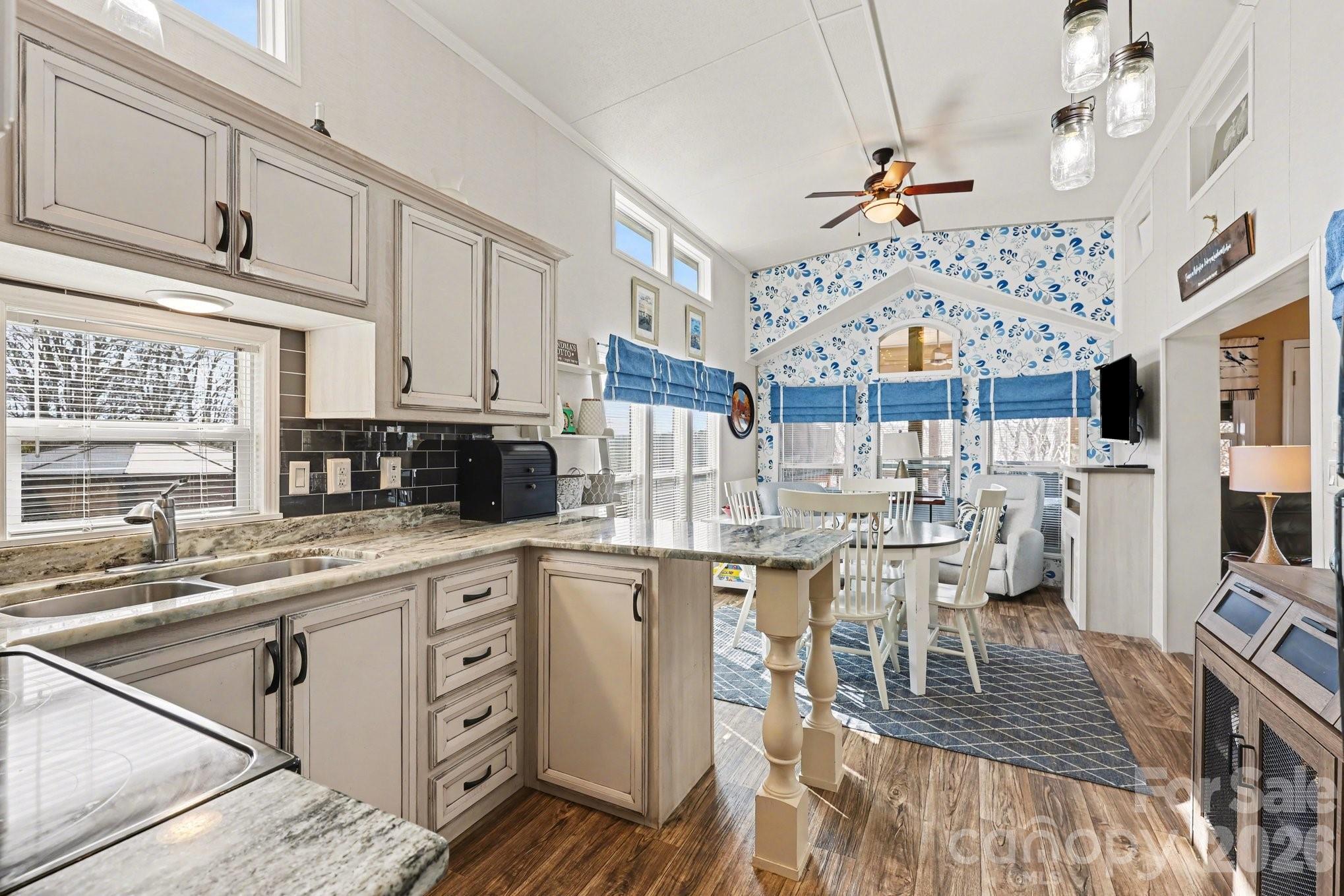 130 Eagle Drive New London NC 28127