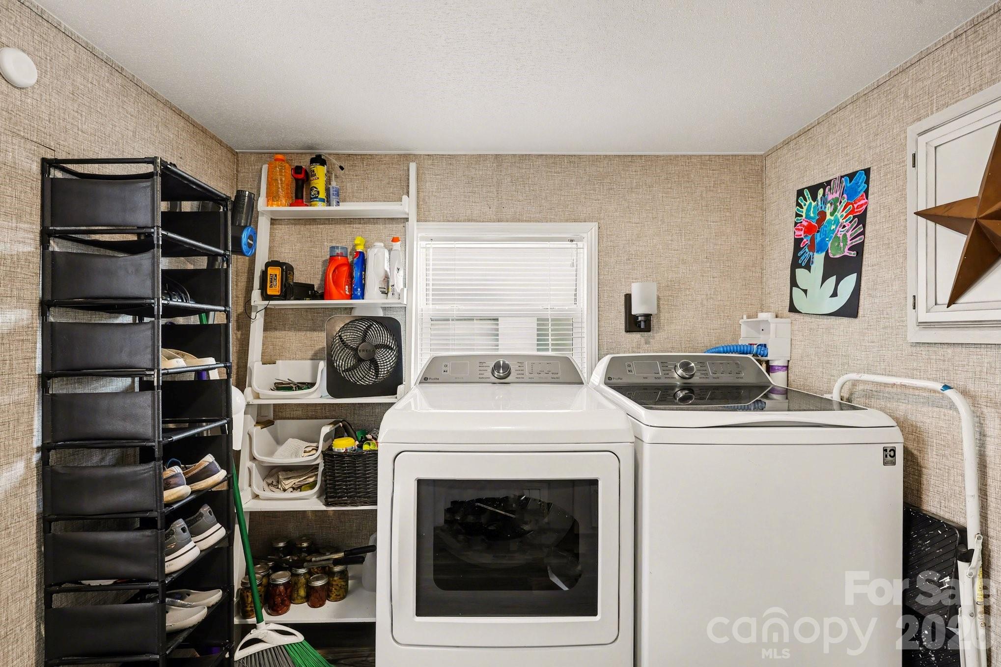 130 Eagle Drive New London NC 28127