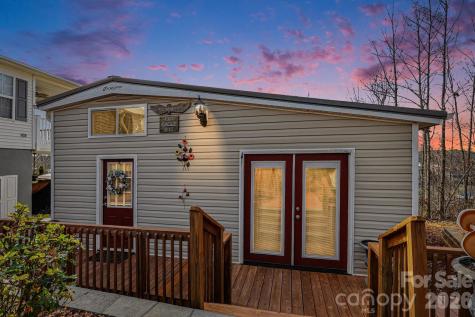 130 Eagle Drive New London NC 28127