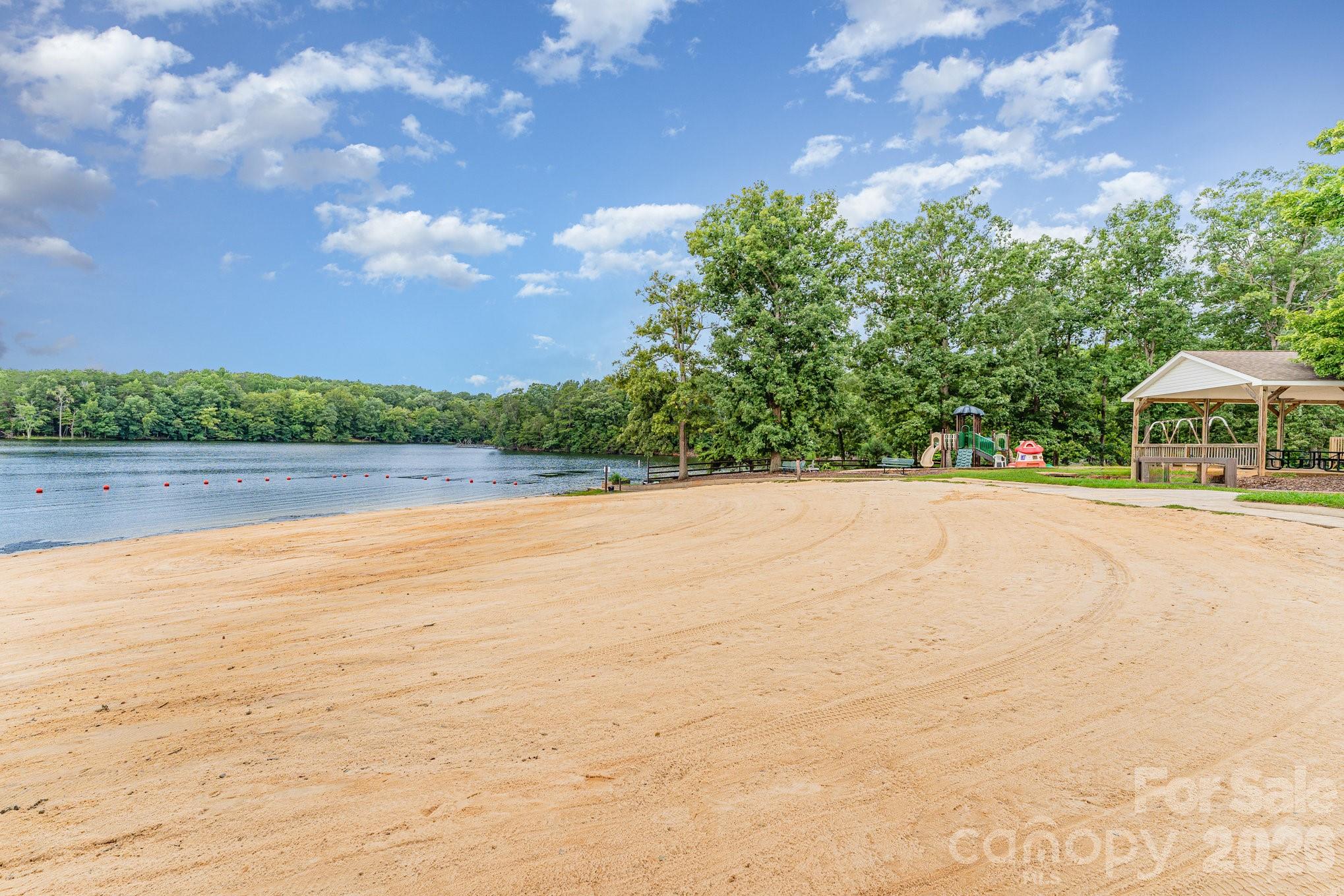 130 Eagle Drive New London NC 28127