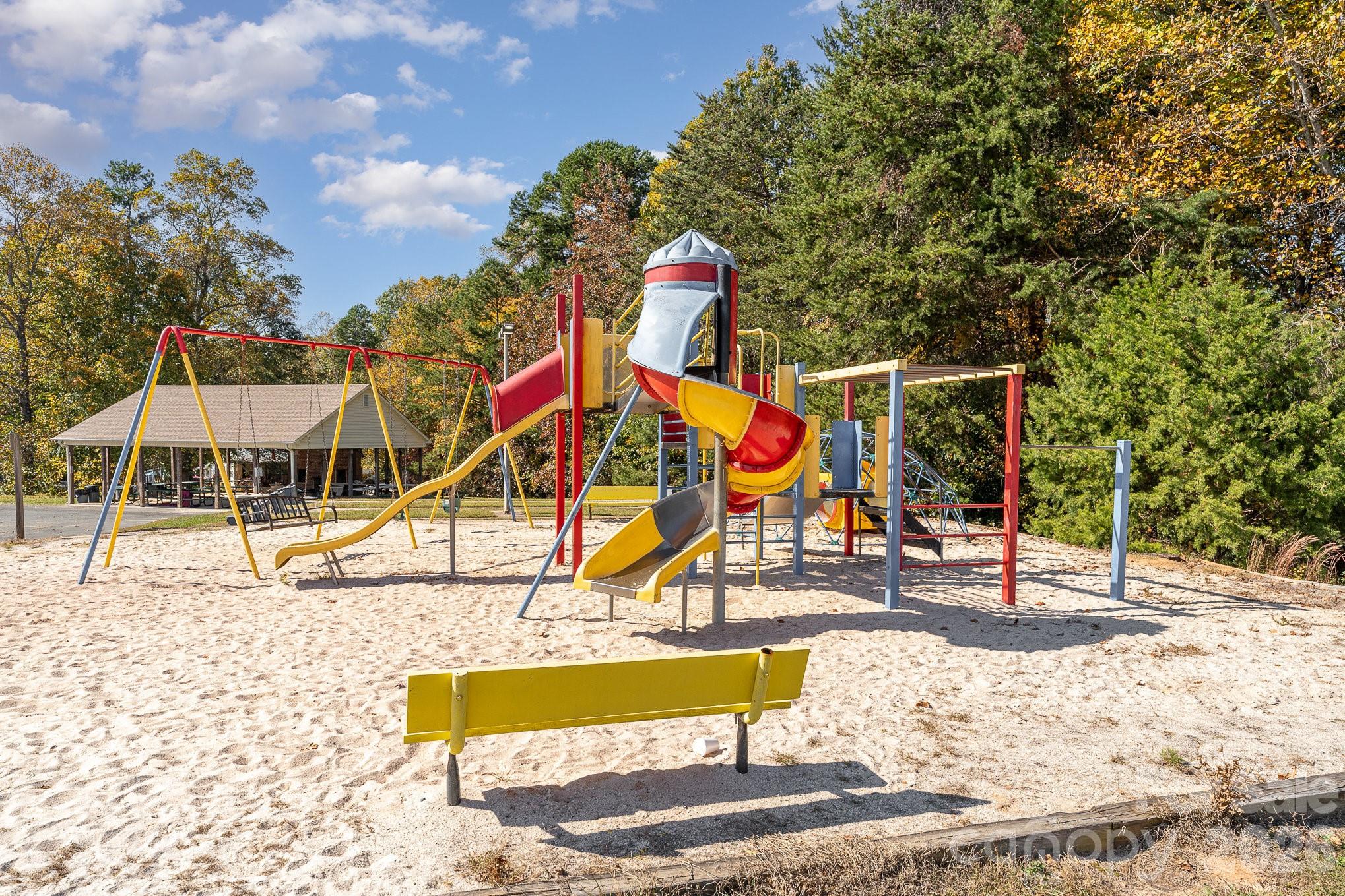 130 Eagle Drive New London NC 28127