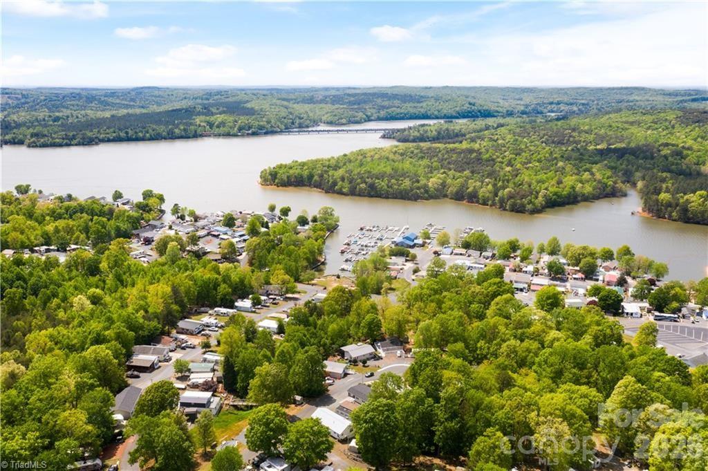 130 Eagle Drive New London NC 28127