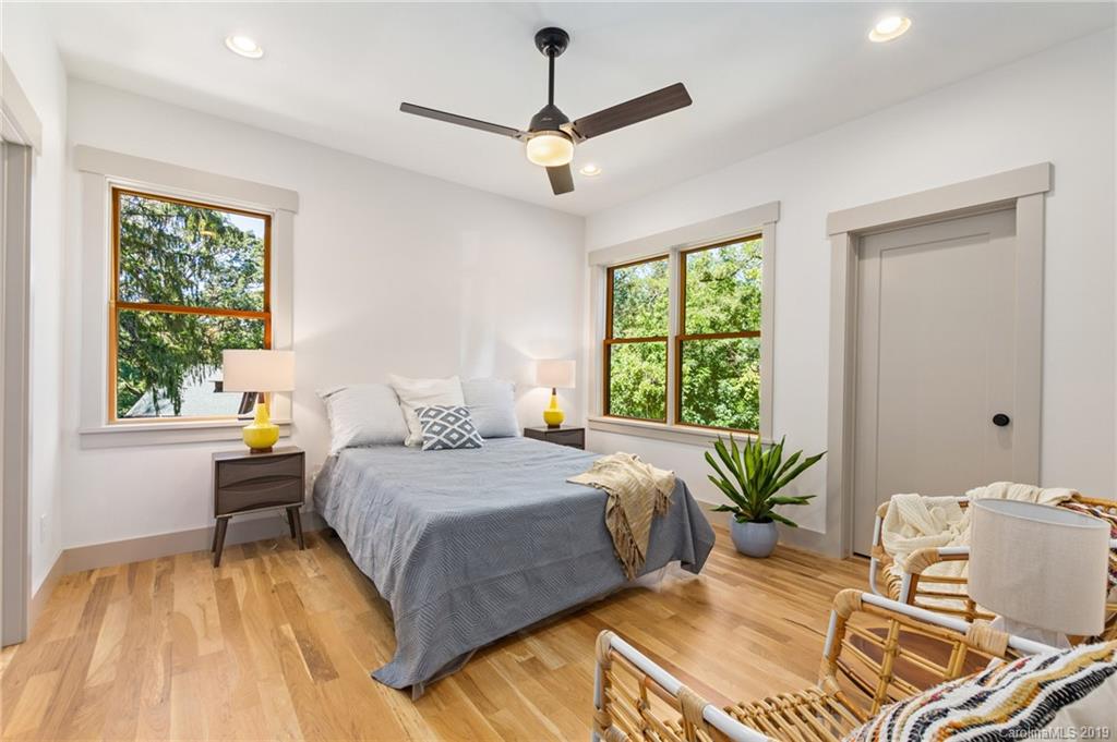 52 Hibriten Drive Asheville NC 28801