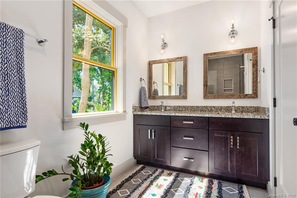 52 Hibriten Drive Asheville NC 28801