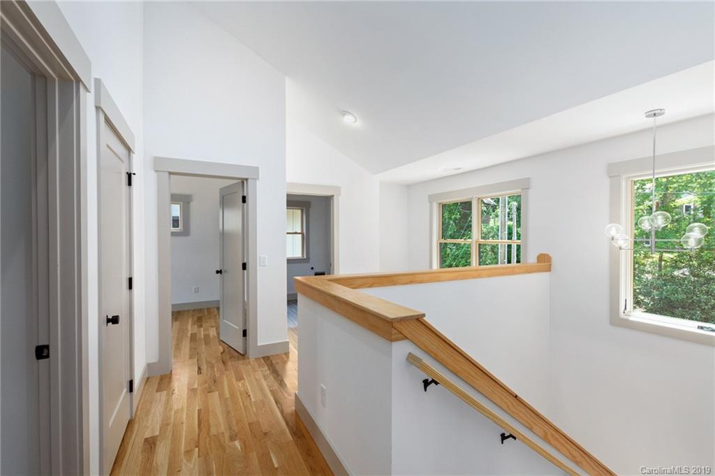 52 Hibriten Drive Asheville NC 28801