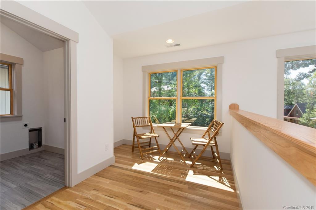 52 Hibriten Drive Asheville NC 28801