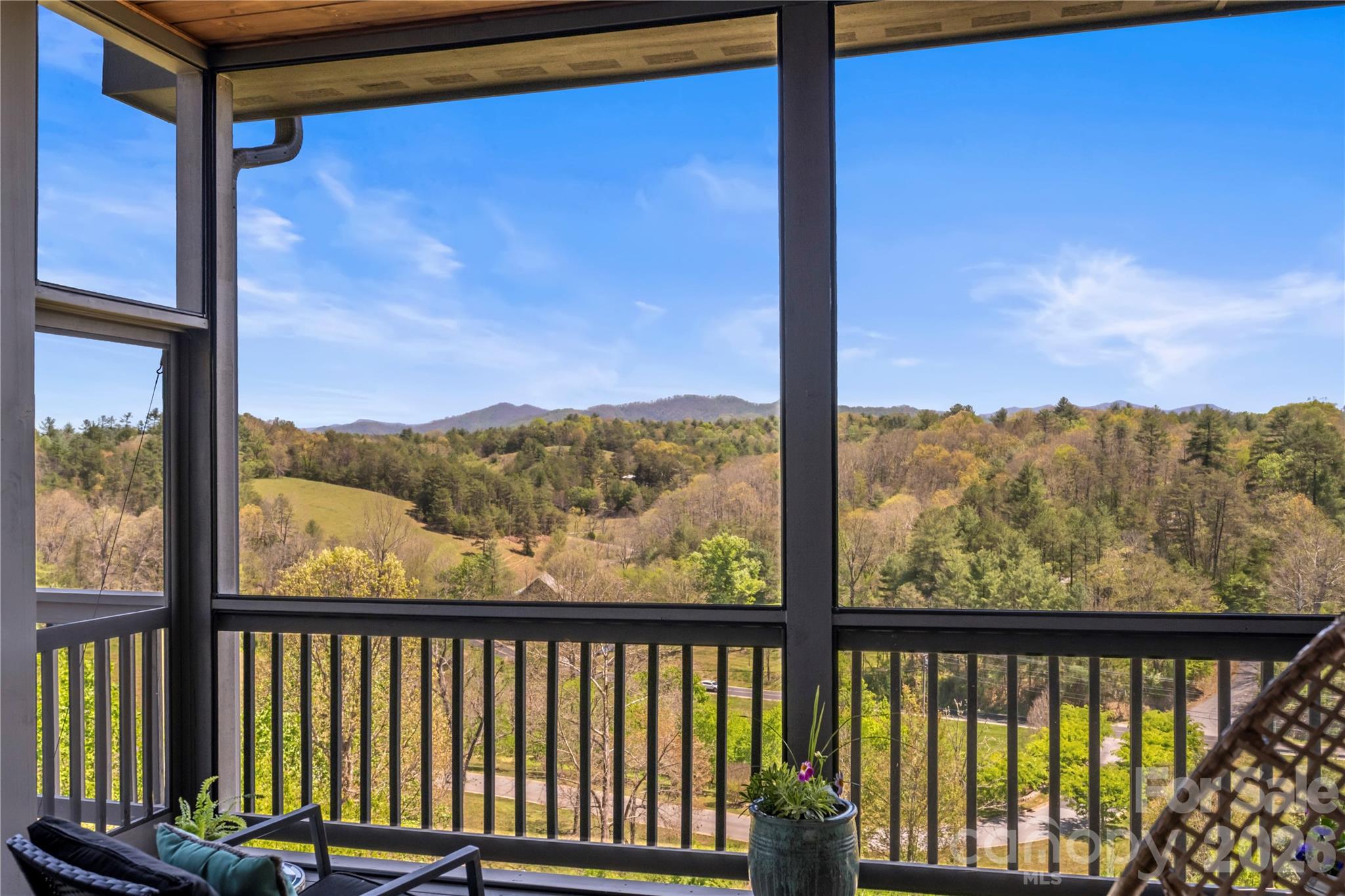 28 Gracie Lane Weaverville NC 28787