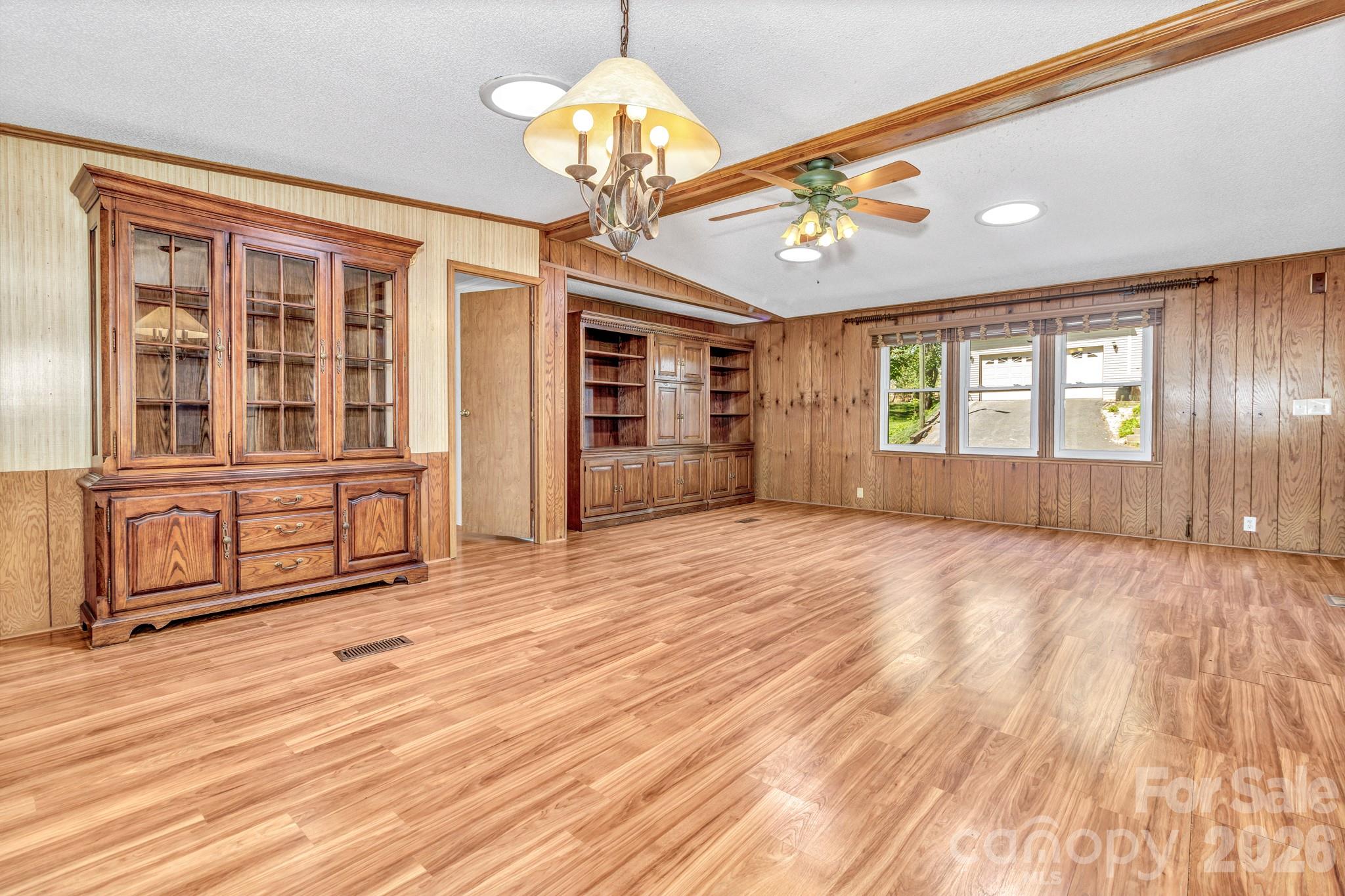 405 Deerfield Court Hendersonville NC 28792