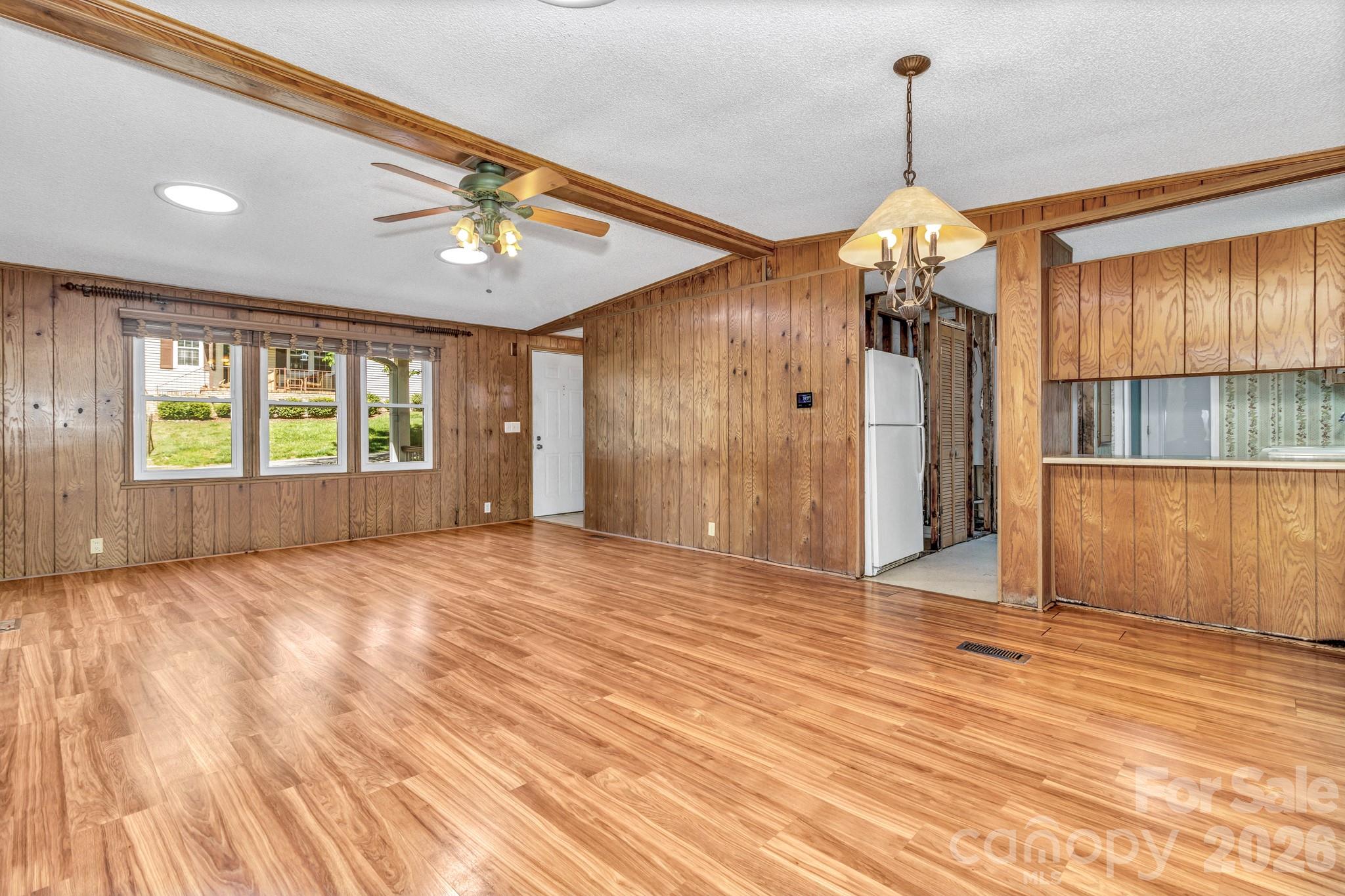 405 Deerfield Court Hendersonville NC 28792