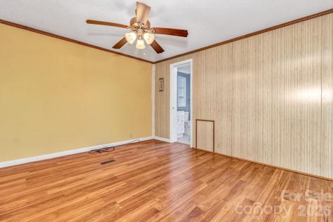 405 Deerfield Court Hendersonville NC 28792