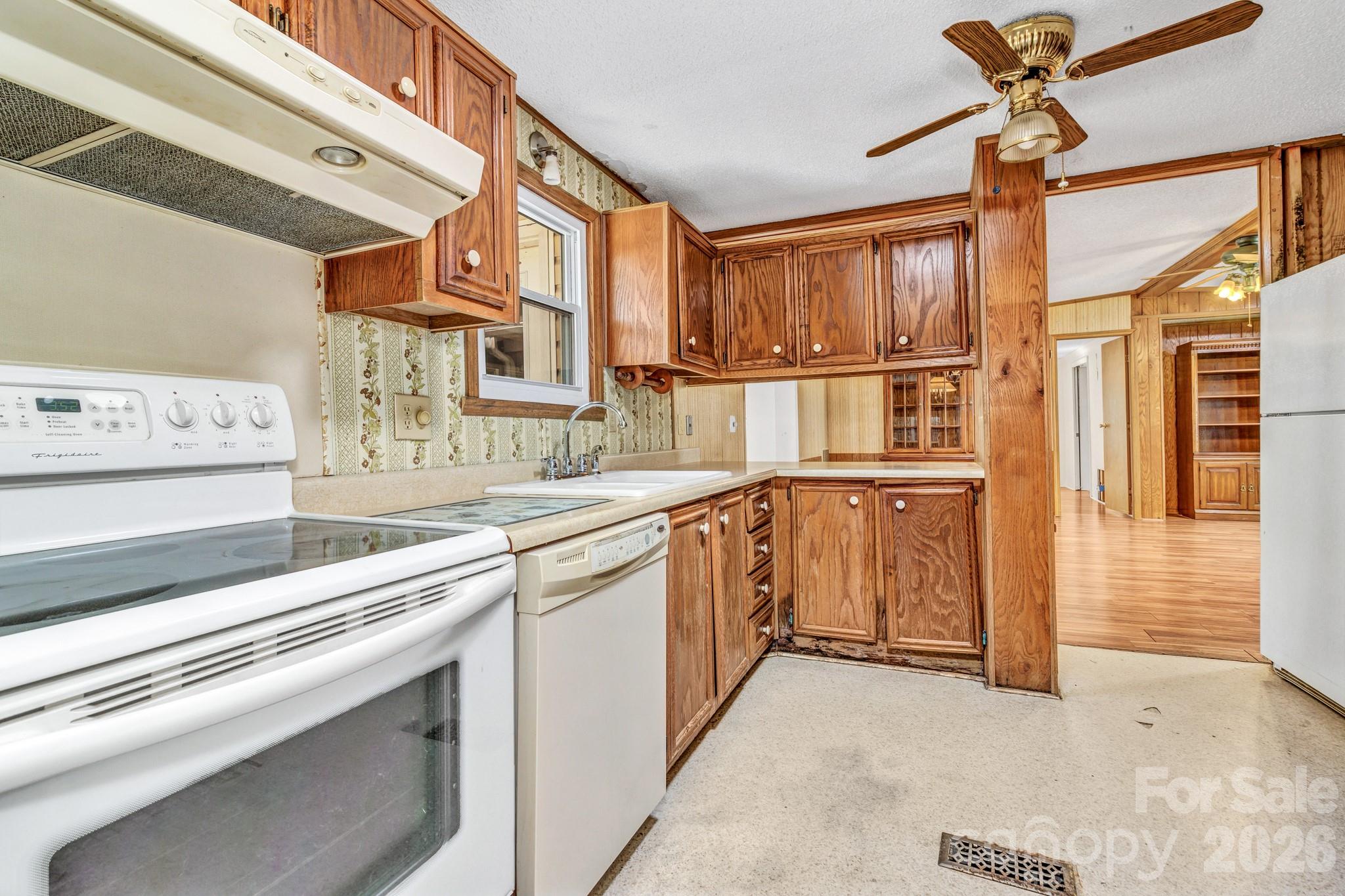 405 Deerfield Court Hendersonville NC 28792