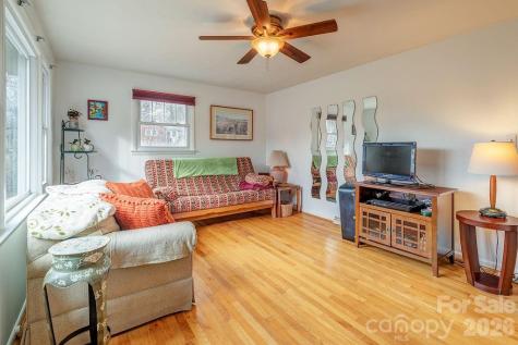 437 Onteora Boulevard Asheville NC 28803
