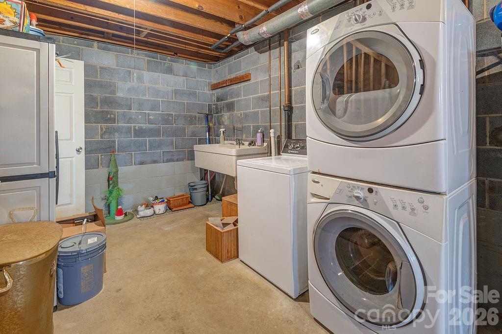 437 Onteora Boulevard Asheville NC 28803