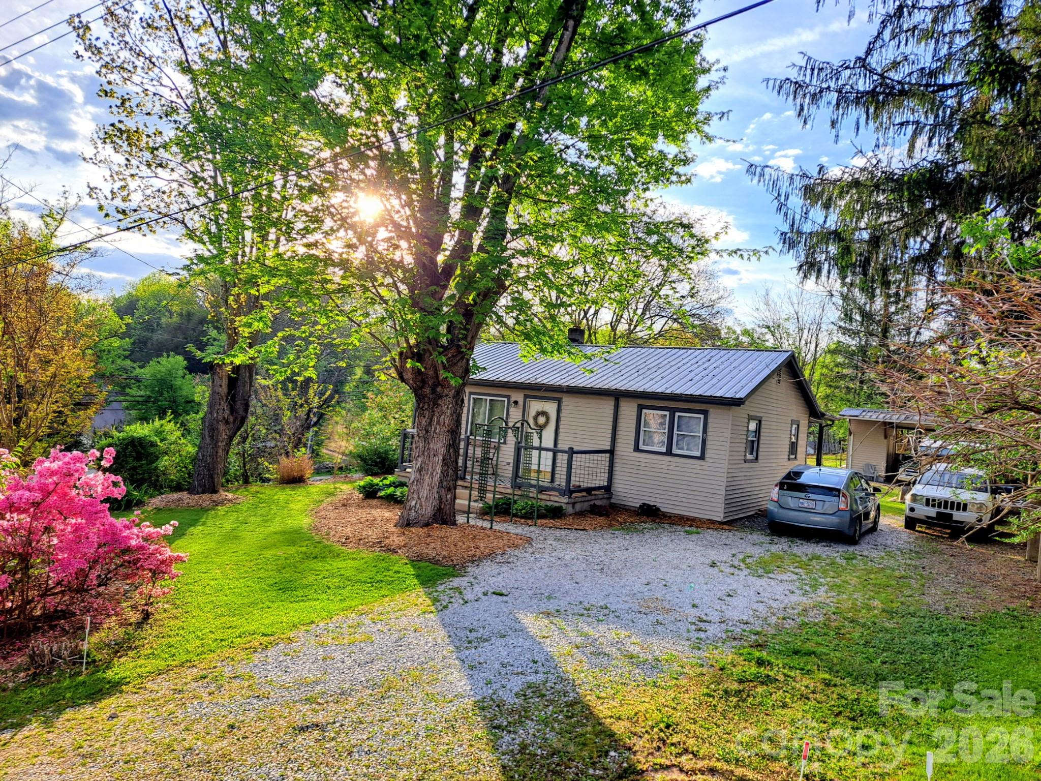 8 Linda Vista Drive Asheville NC 28806