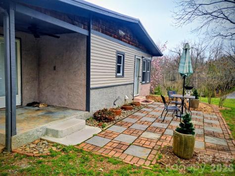 8 Linda Vista Drive Asheville NC 28806