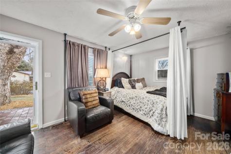 8 Linda Vista Drive Asheville NC 28806