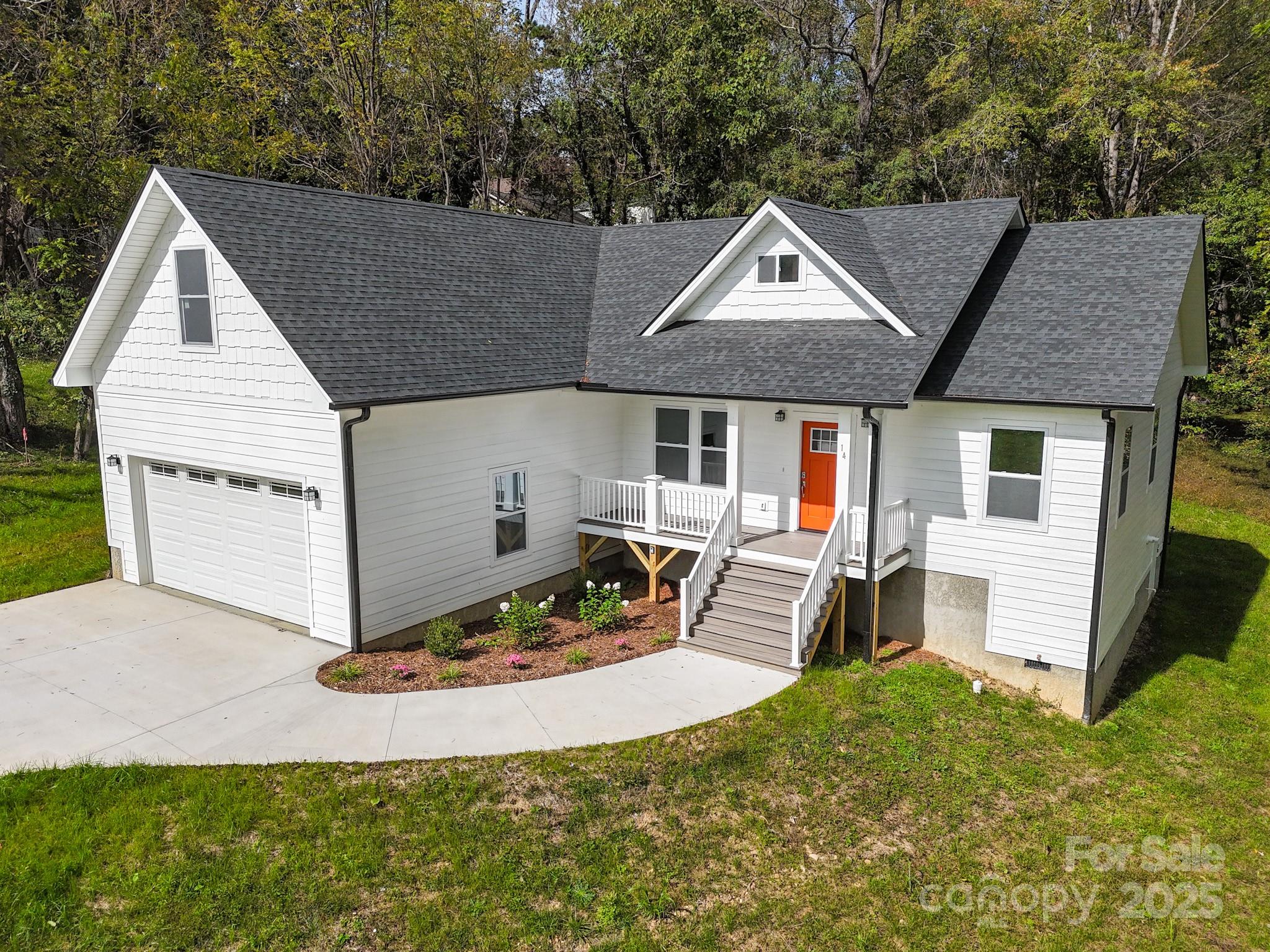14 Holcombe Road Candler NC 28715