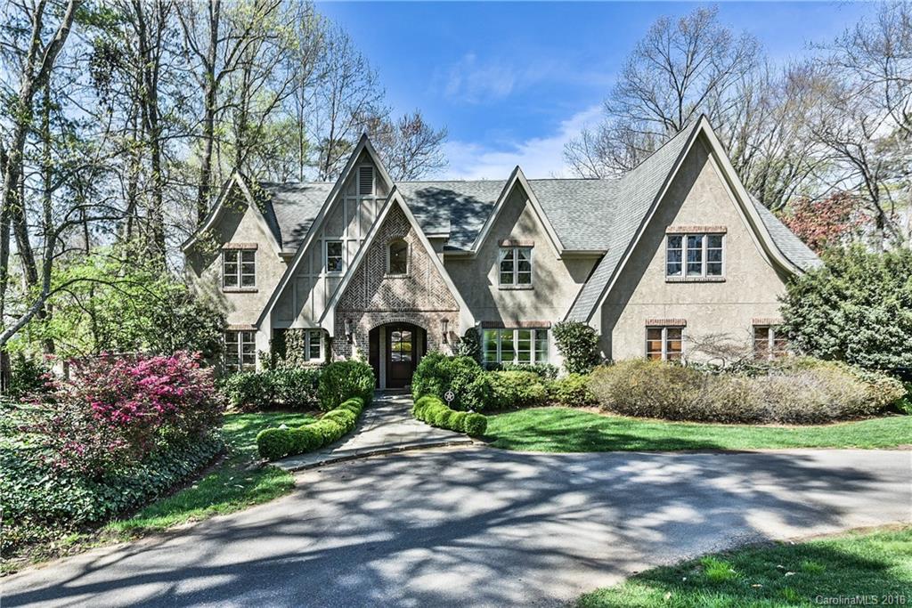 2026 Pinewood Circle Charlotte NC 28211
