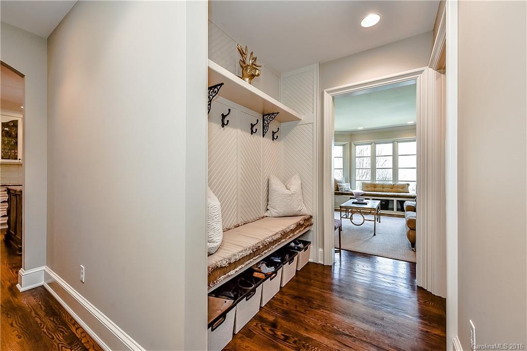 2026 Pinewood Circle Charlotte NC 28211