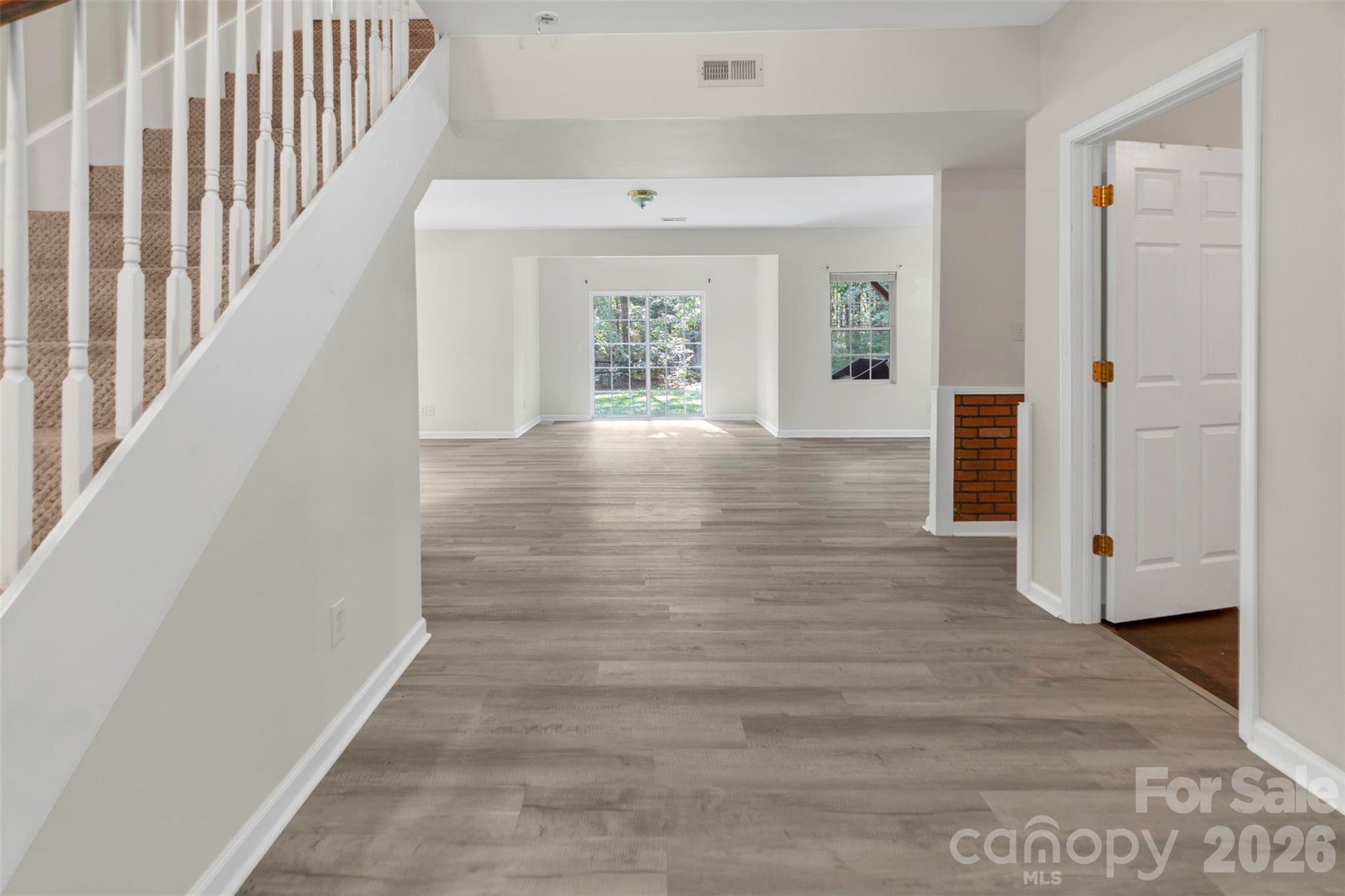 8814 Oldenburg Drive Mount Pleasant NC 28124