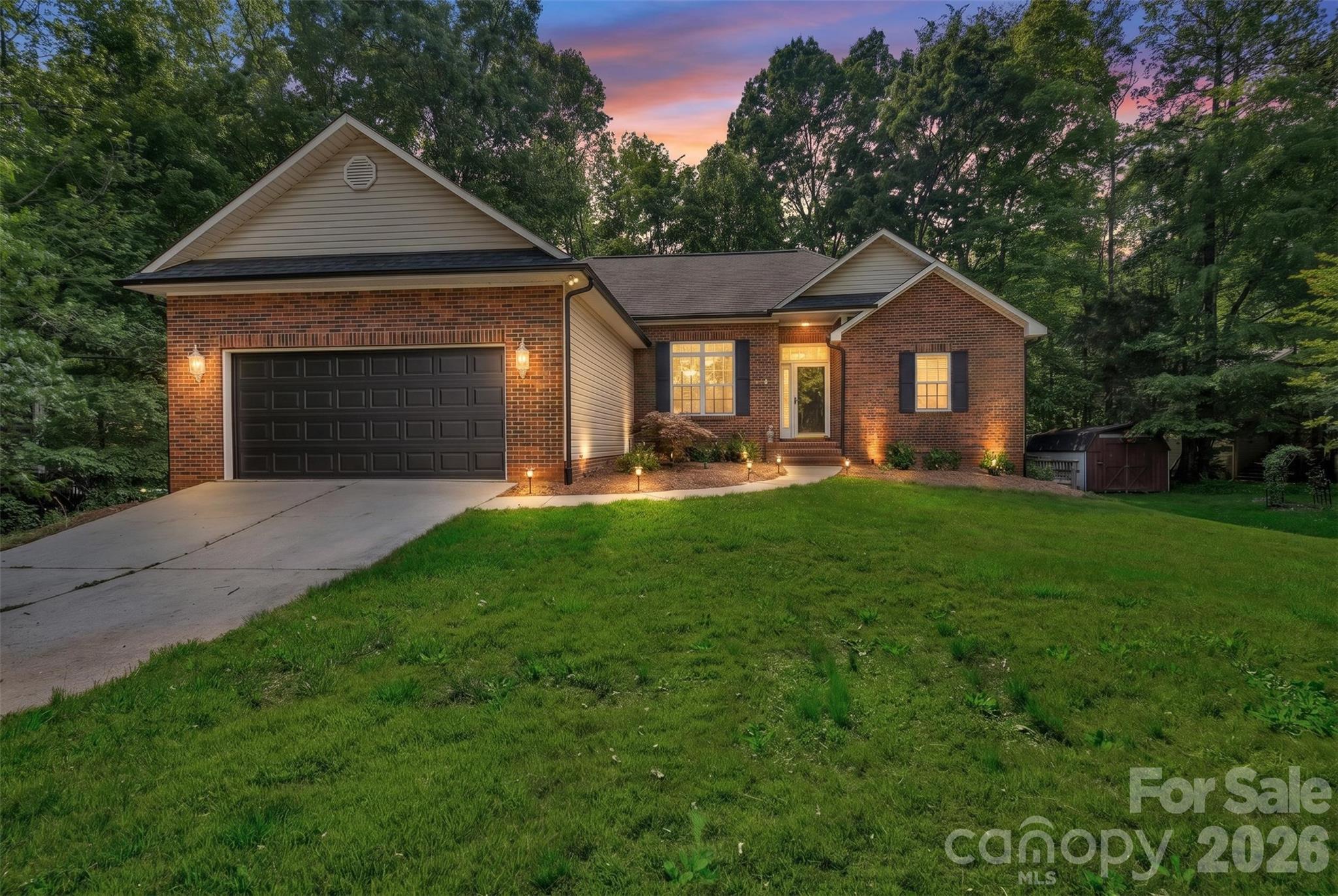 8814 Oldenburg Drive Mount Pleasant NC 28124