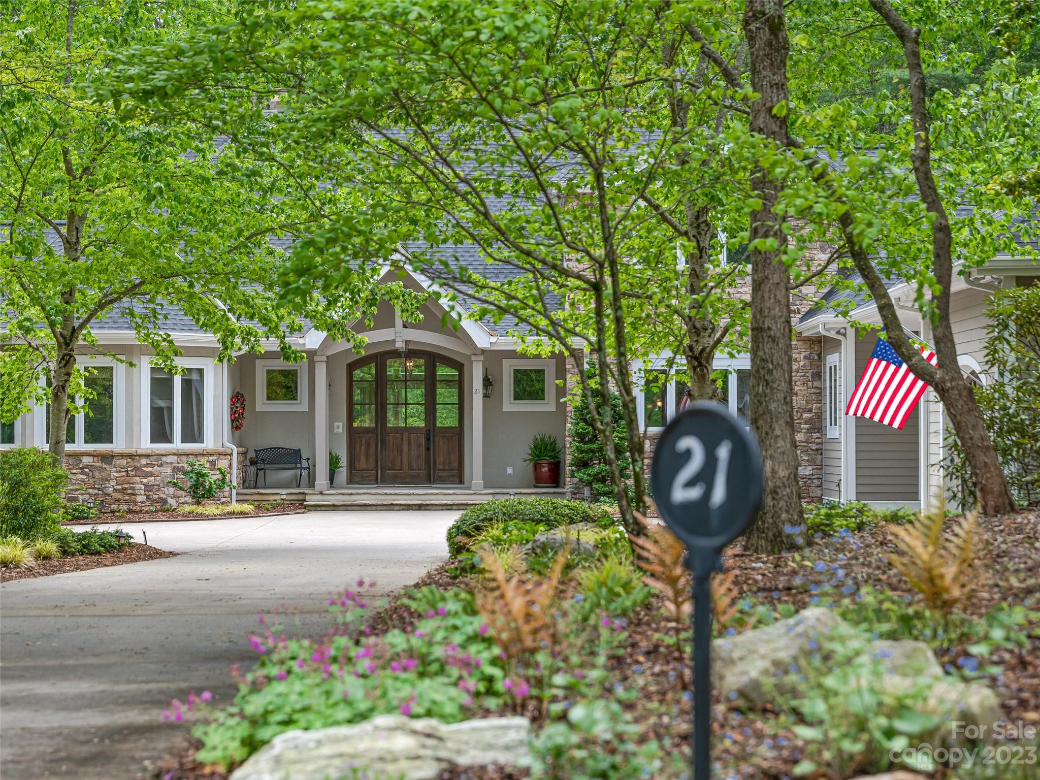 21 Hemlock Road Asheville NC 28803