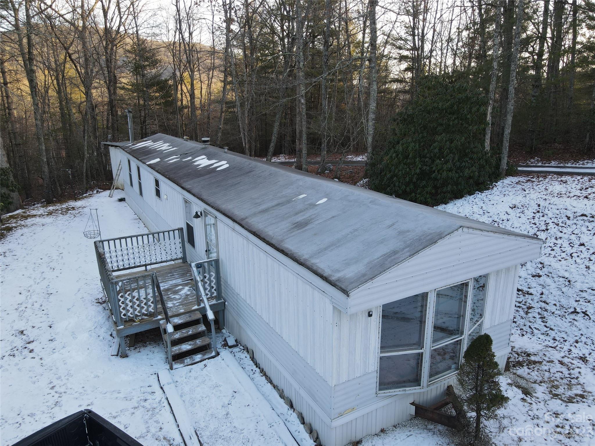 591 Pine Run Ridge Spruce Pine NC 28777