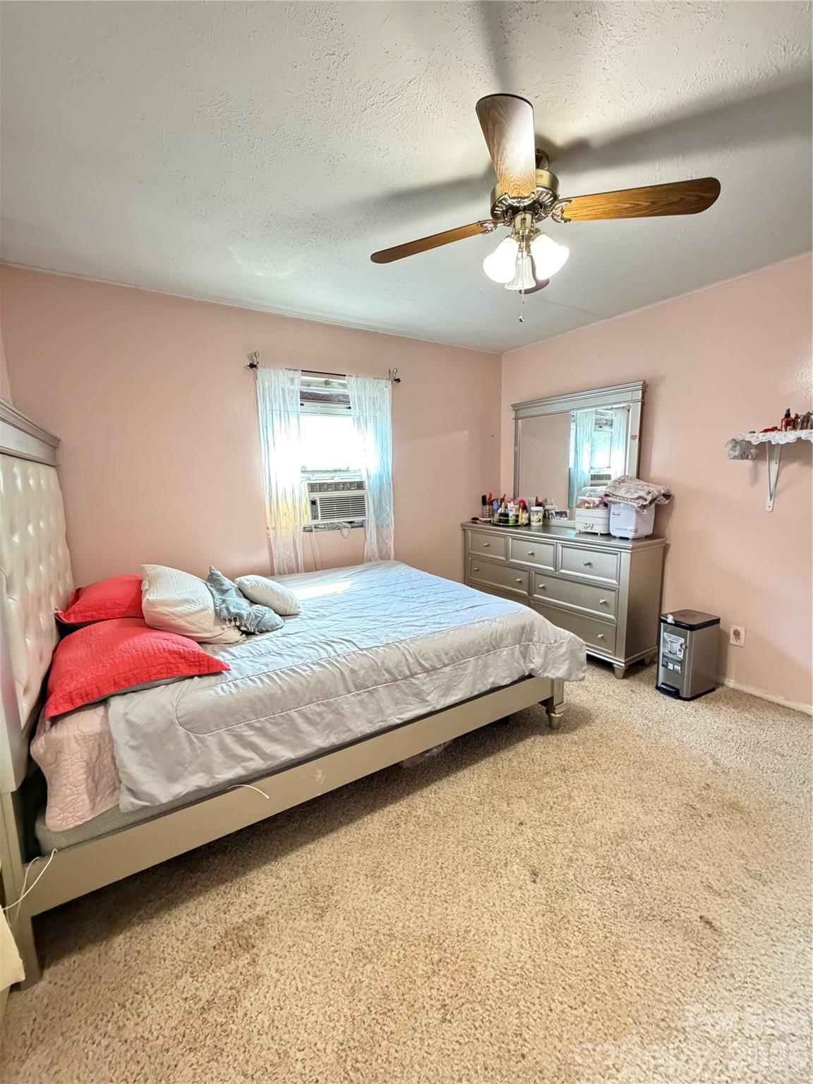 112 Academy Avenue NW Concord NC 28025