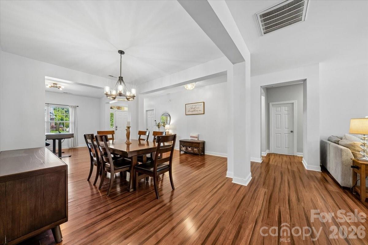 1006 Spring Rose Lane Matthews NC 28104