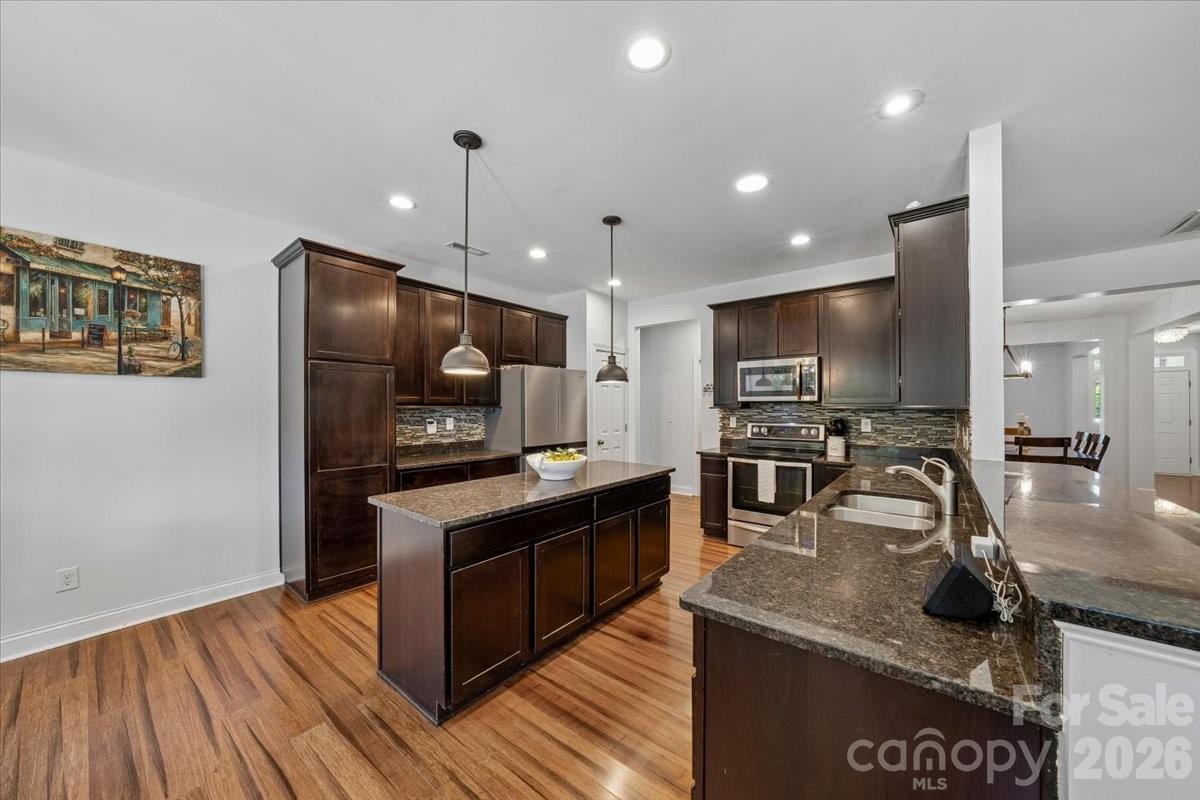 1006 Spring Rose Lane Matthews NC 28104